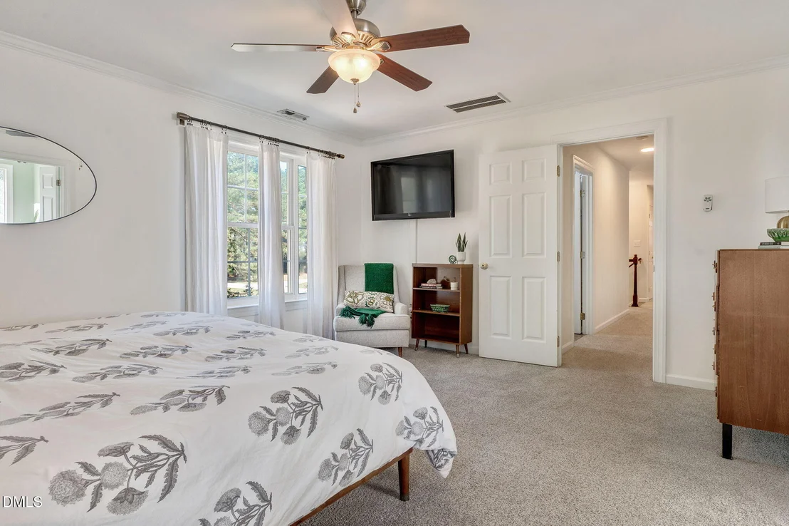 Photo of 1813 Foxbrook Drive