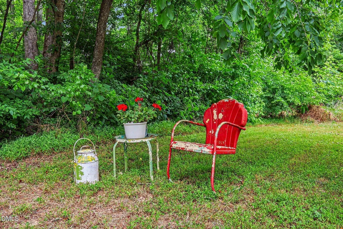 Photo of 1750 Tom Oakley Road
