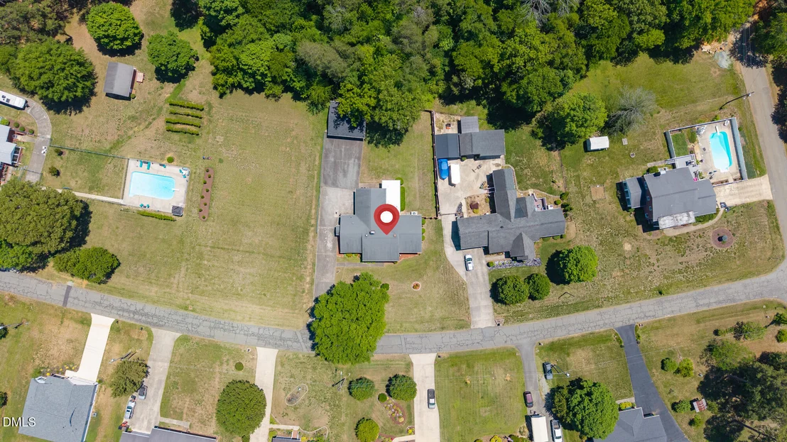 Photo of 1244 Lawndale Drive