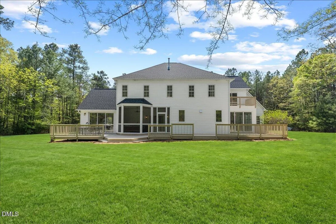 Photo of 419 Eagle Point Road