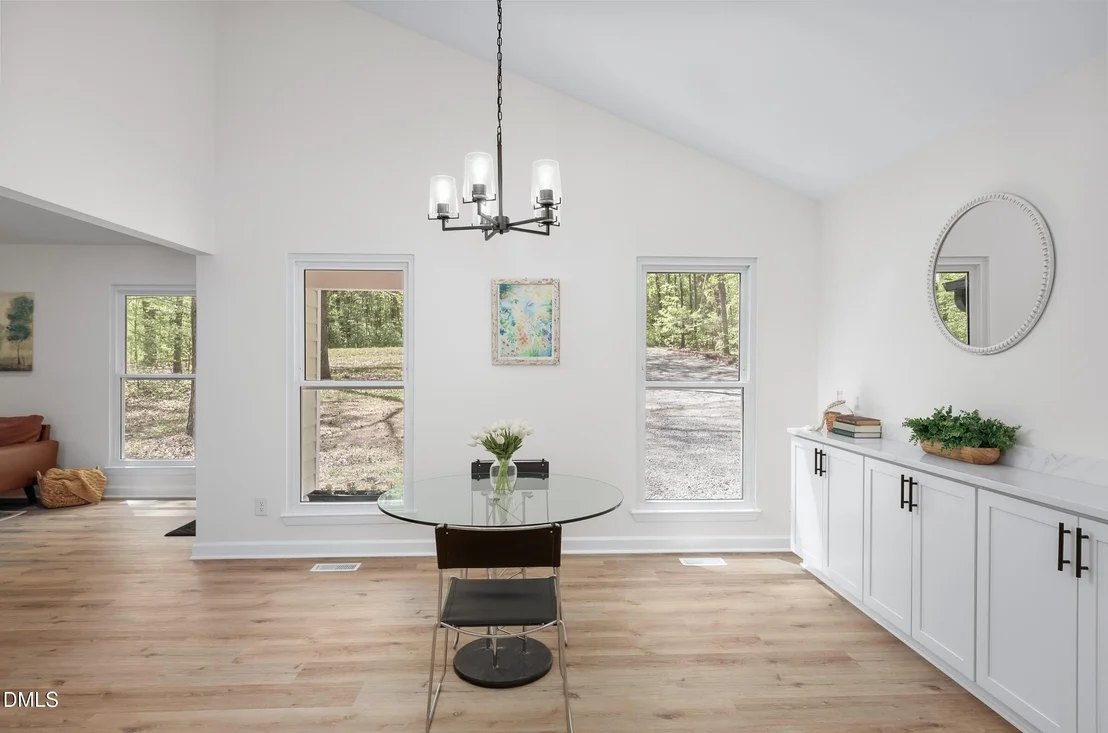 Photo of 2101 Snow Valley Road
