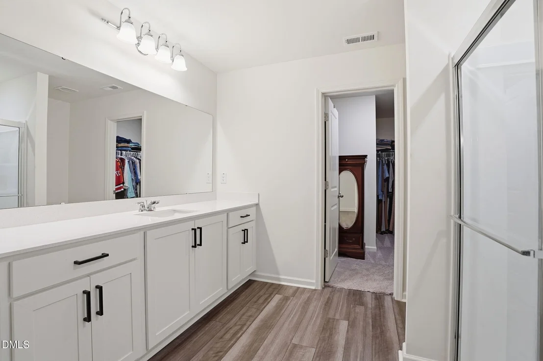 Photo of 823 Piaggio Lane