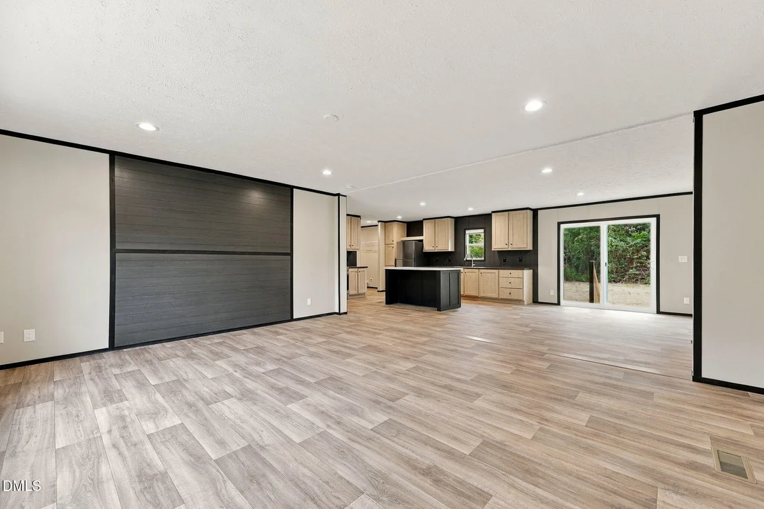 Photo of 8019 Cornwall Road