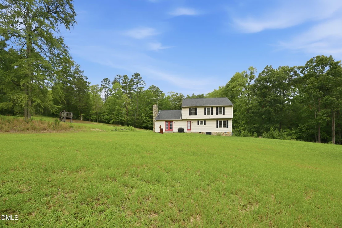 Photo of 409 Reaves Lane