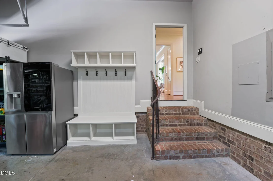 Photo of 1112 Ladowick Lane