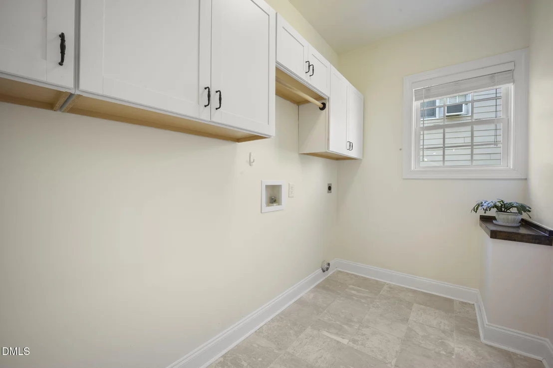 Photo of 809 Town Side Drive