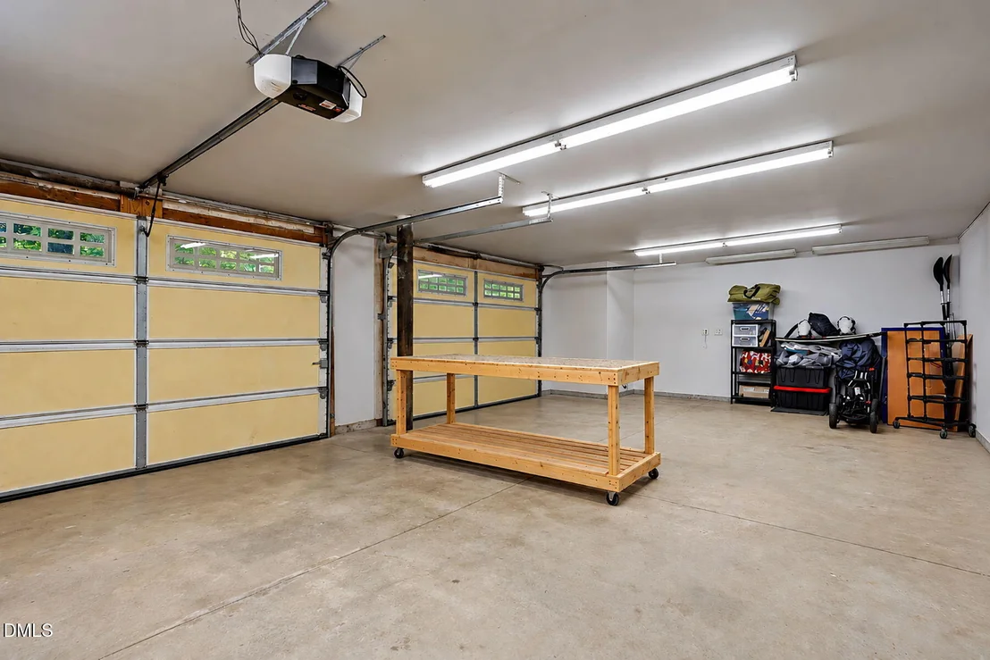 Photo of 415 River Bluff Drive N