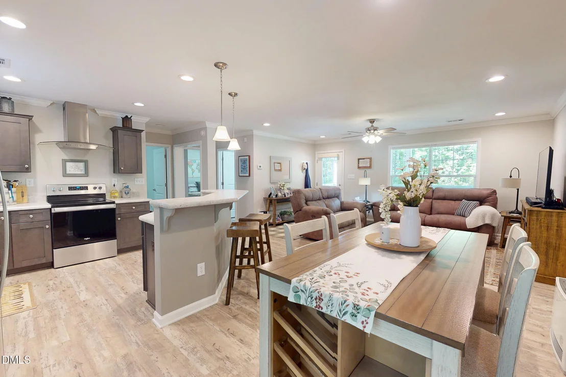 Photo of 42 Tom Webb Road