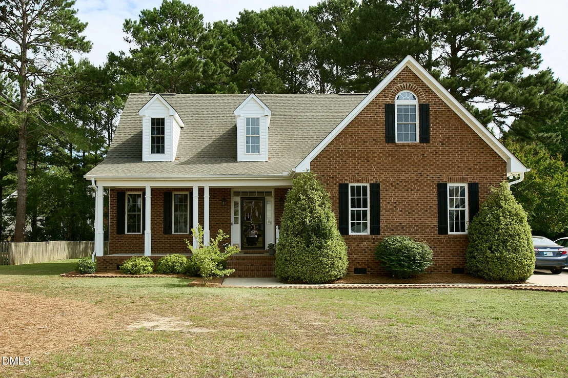 Photo of 4530 Dewfield Drive N