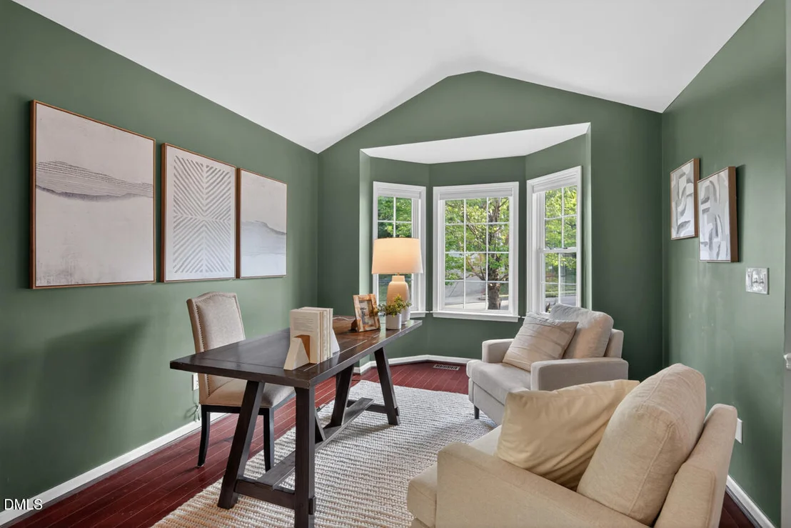 Photo of 2505 Summit Drive
