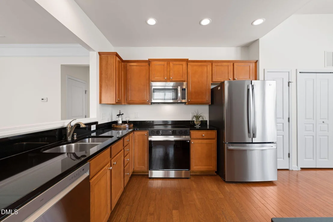 Photo of 725 Bradhurst Place
