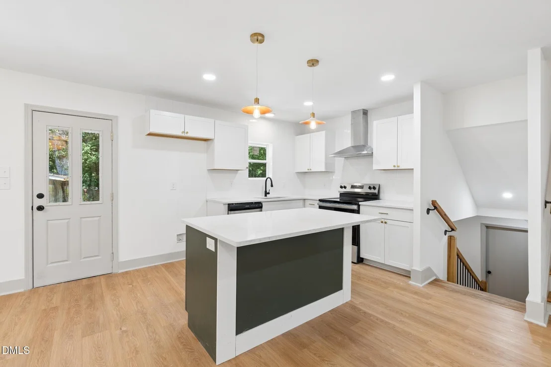 Photo of 2902 Kanewood Drive