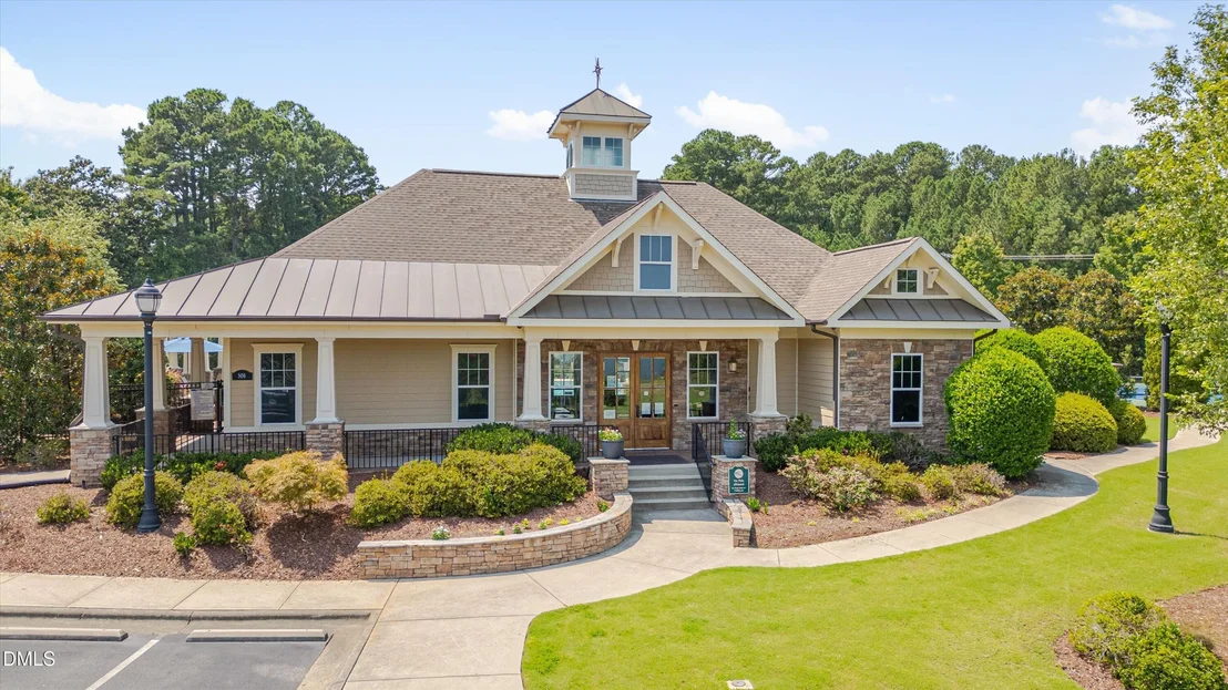Photo of 901 South Bend Drive