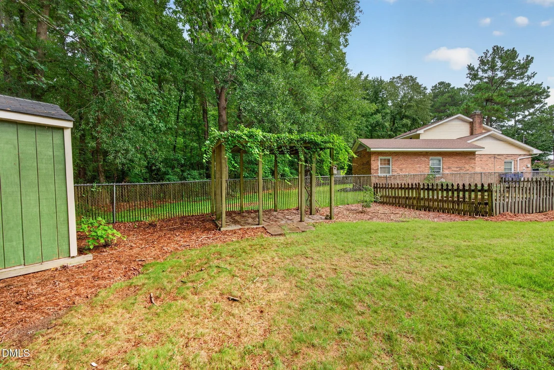 Photo of 63 White Oak Drive