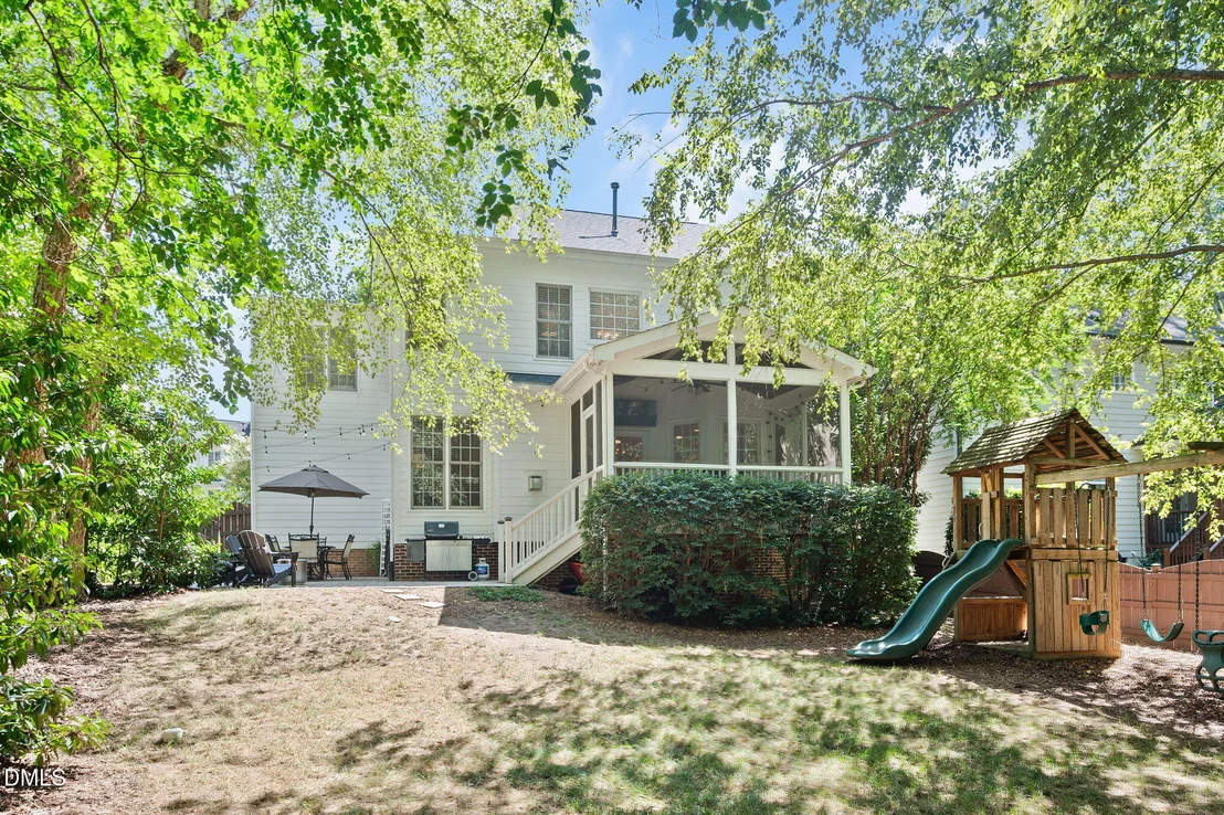 Photo of 1004 Town Side Drive