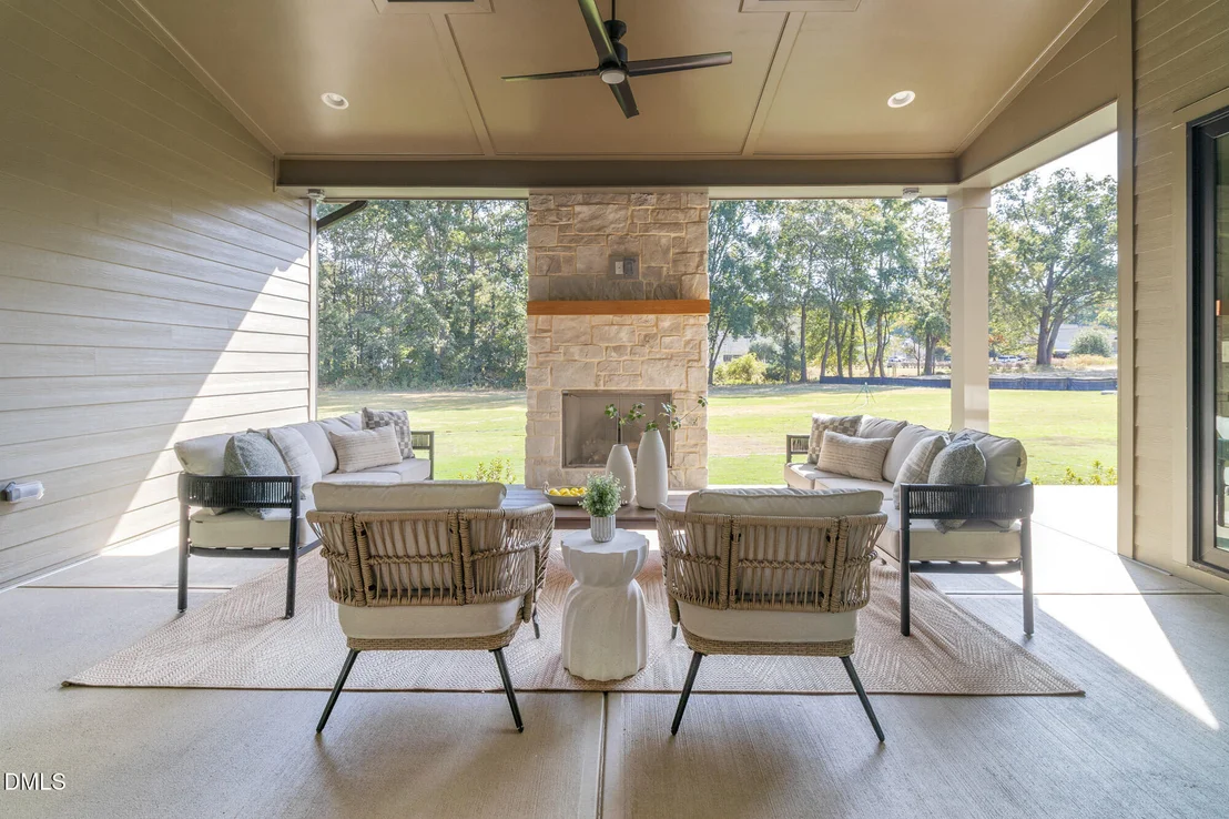 Photo of 98 Summit Terrace Drive