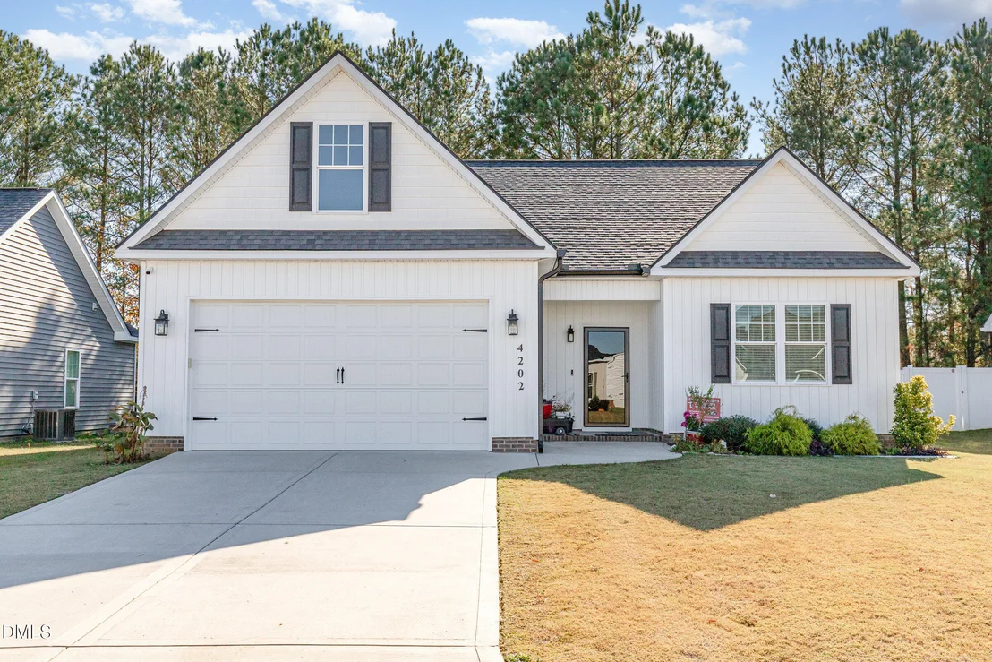 Photo of 4202 Snapdragon Drive NW