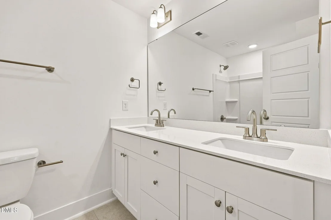 Photo of 66 Loganberry Avenue