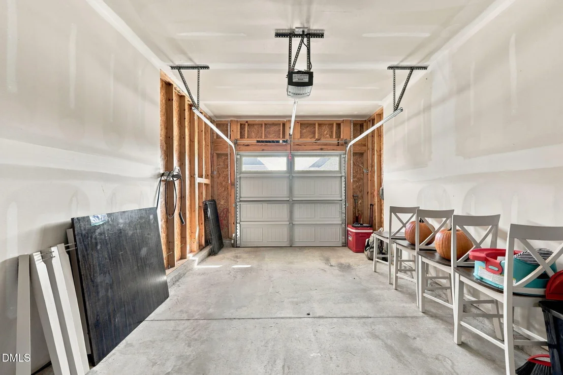 Photo of 2170 Campbell Loop