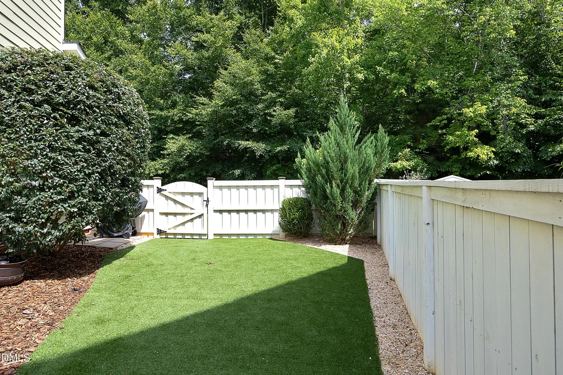 Photo of 121 Ruskin Drive
