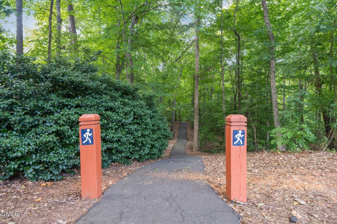 Photo of 314 Highlands Bluffs Drive