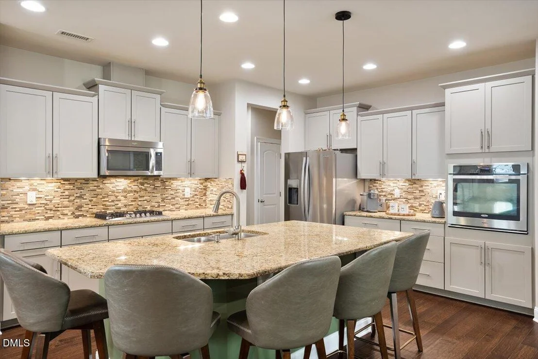 Photo of 3114 Bluff Oak Drive