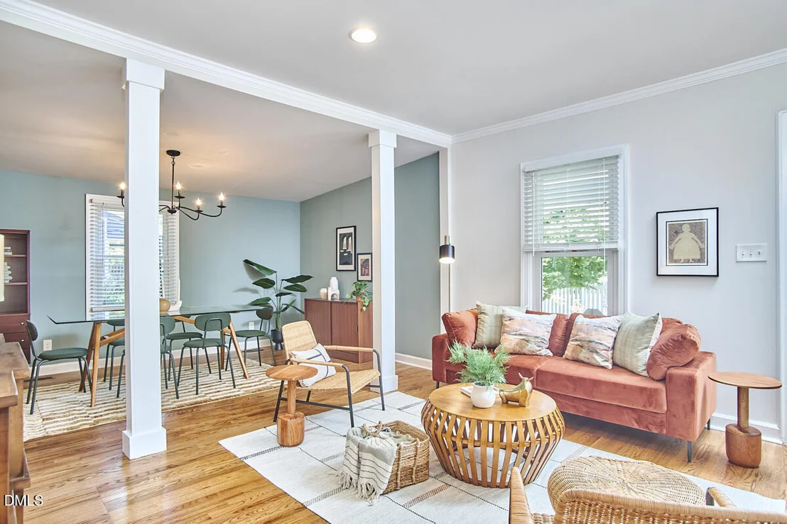 Photo of 2203 Chapel Hill Road
