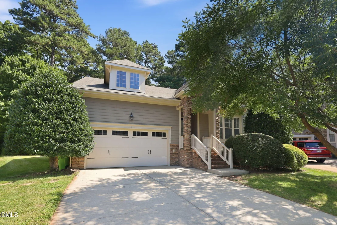Photo of 186 Briarfield Drive