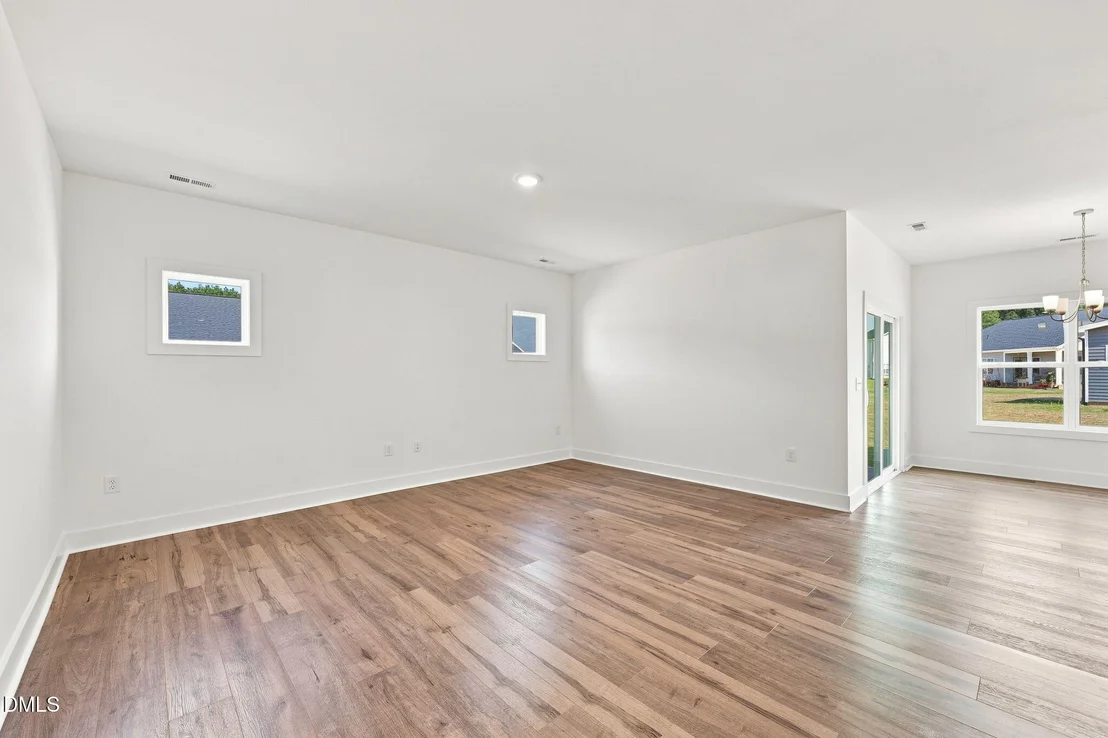 Photo of 30 Loganberry Avenue