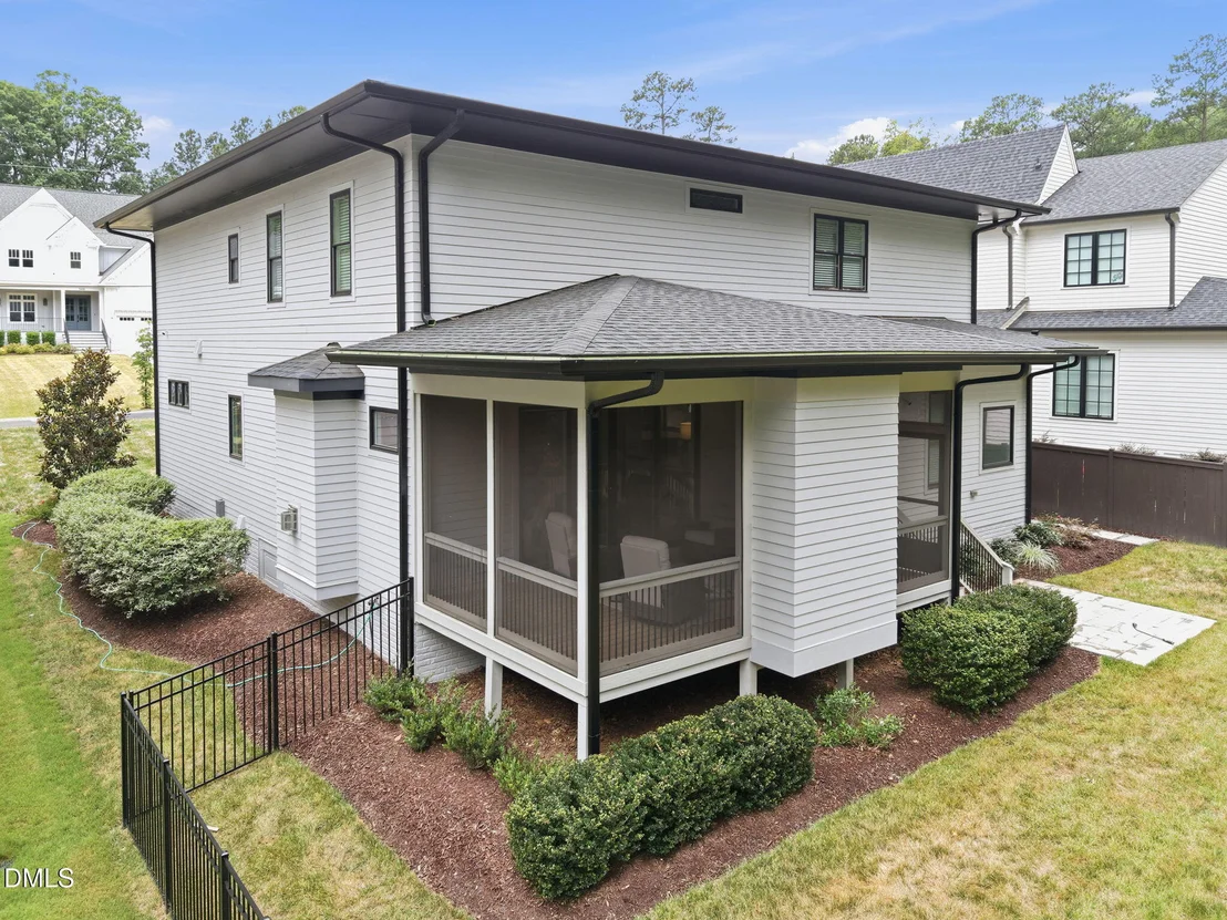 Photo of 3418 Edgemont Drive