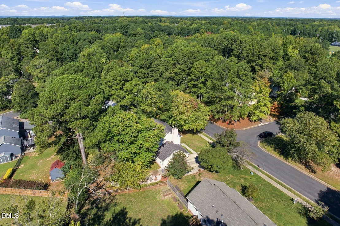 Photo of 105 Pinewood Drive