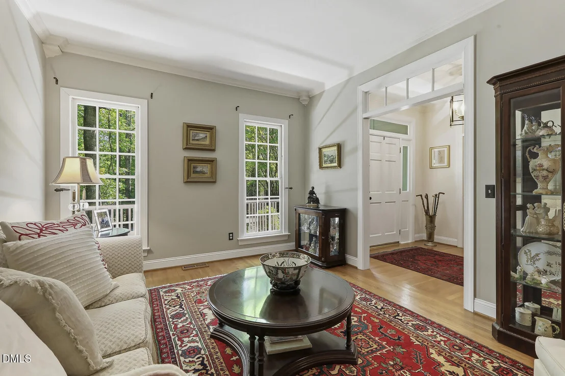 Photo of 429 Grosvenor Drive