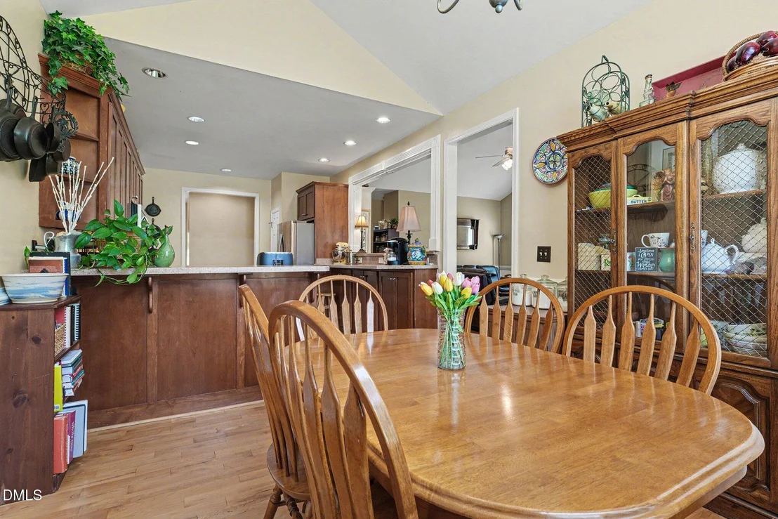 Photo of 492 Tomahawk Drive