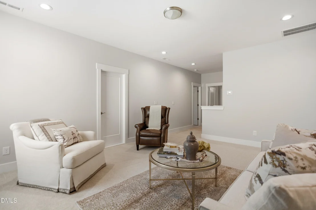 Photo of 833 Whistable Avenue
