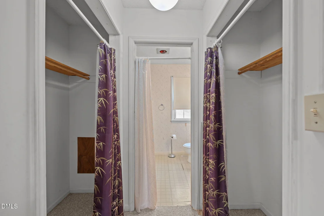 Photo of 3221 Oakridge Drive