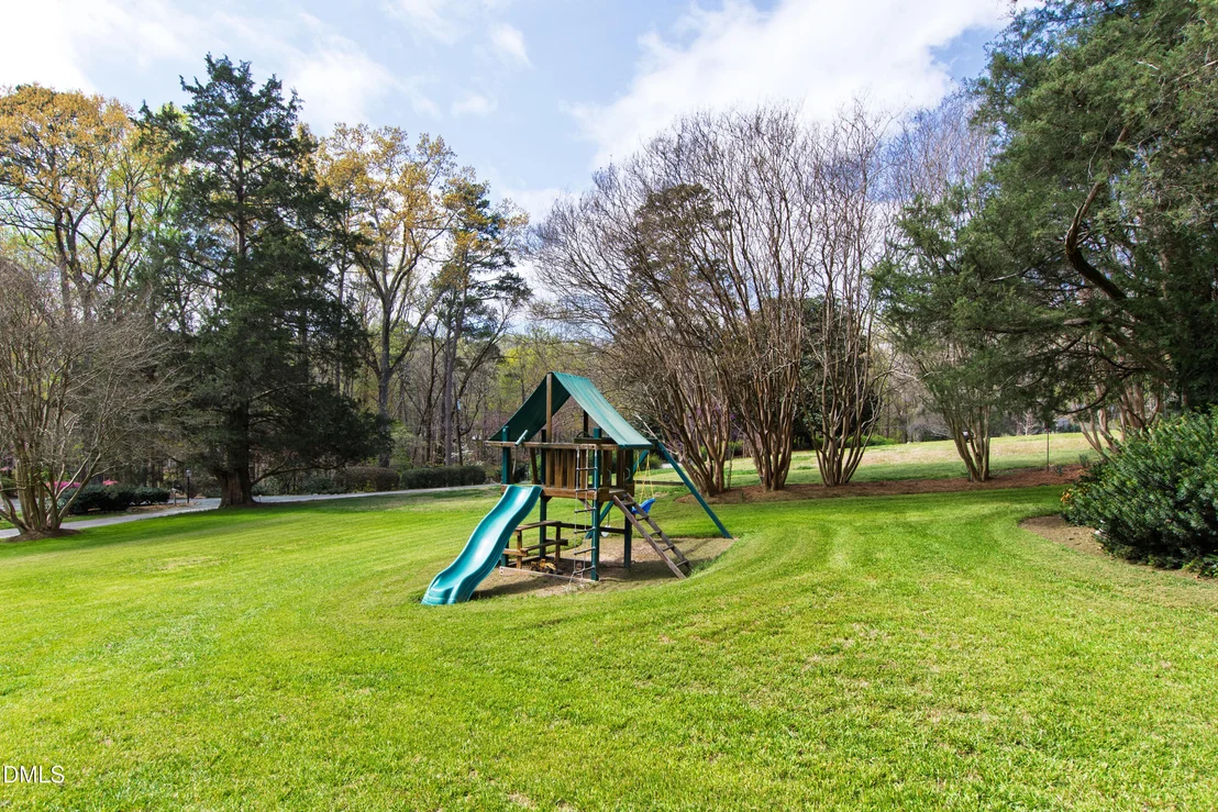 Photo of 223 Hillcrest Circle
