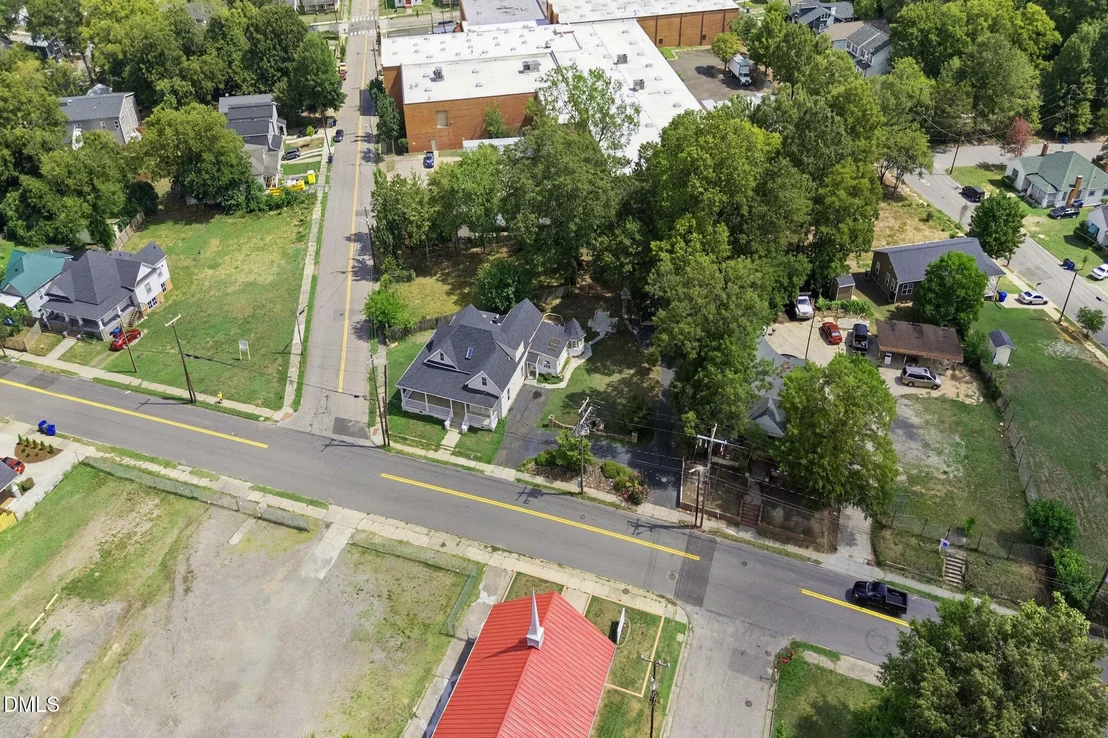 Photo of 1801 Angier Avenue