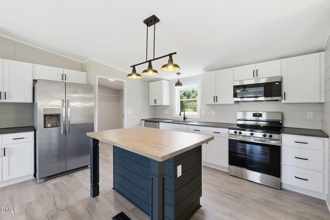 Photo of 287 Oliver Loop Road