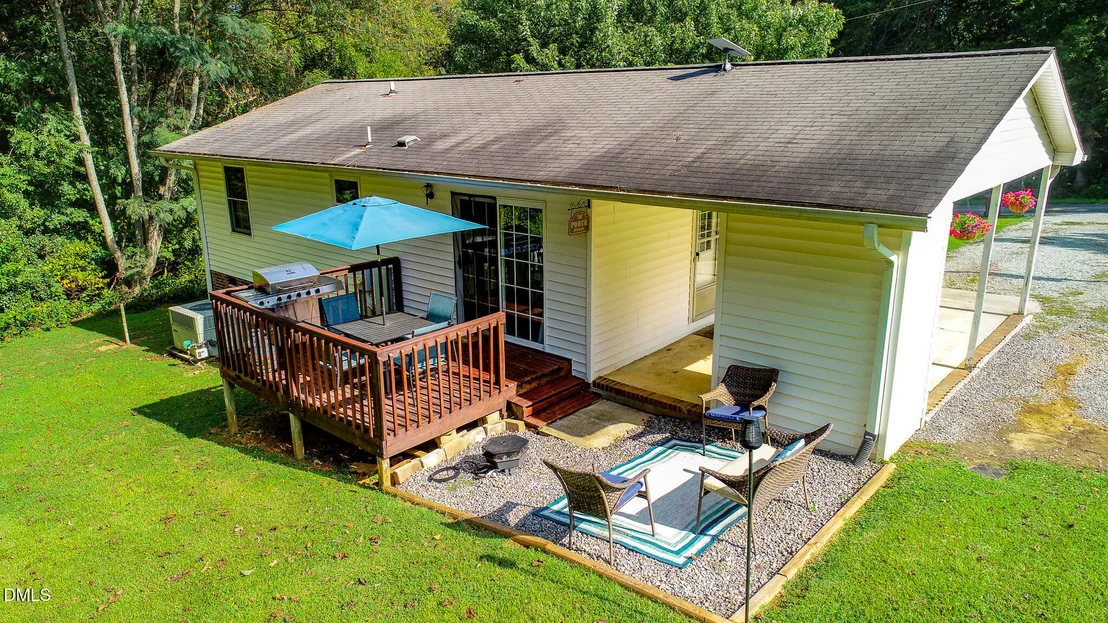 Photo of 405 Marvin Gill Road