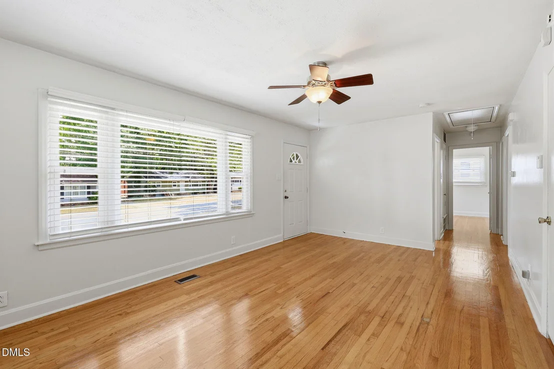 Photo of 1711 Forest Road