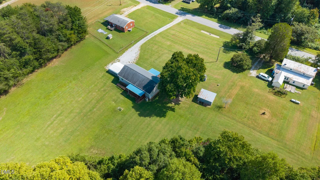 Photo of 1054 Sutton Road