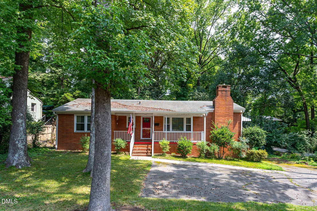 Photo of 2602 Wade Avenue