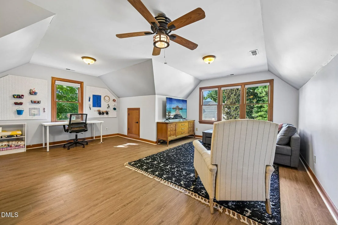 Photo of 100 Beaver Pine Way