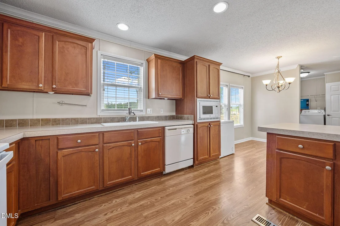 Photo of 8540 Godwin Falcon Road
