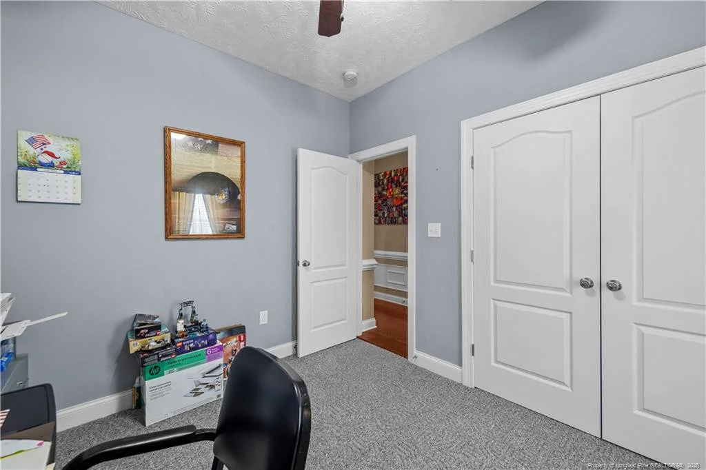 Photo of 605 Oakridge Drive