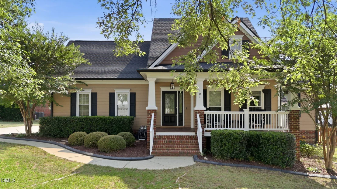 Photo of 101 Caledonia Lane
