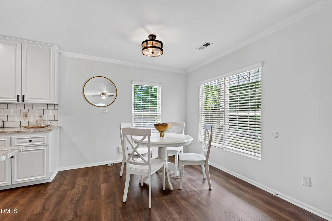 Photo of 1341 Crabtree Boulevard