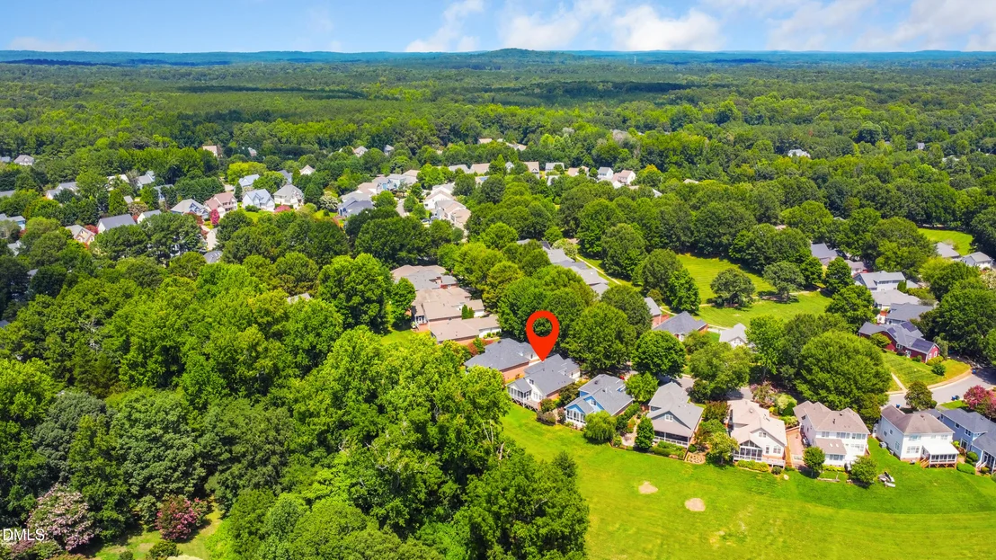 Photo of 143 S Fields Circle