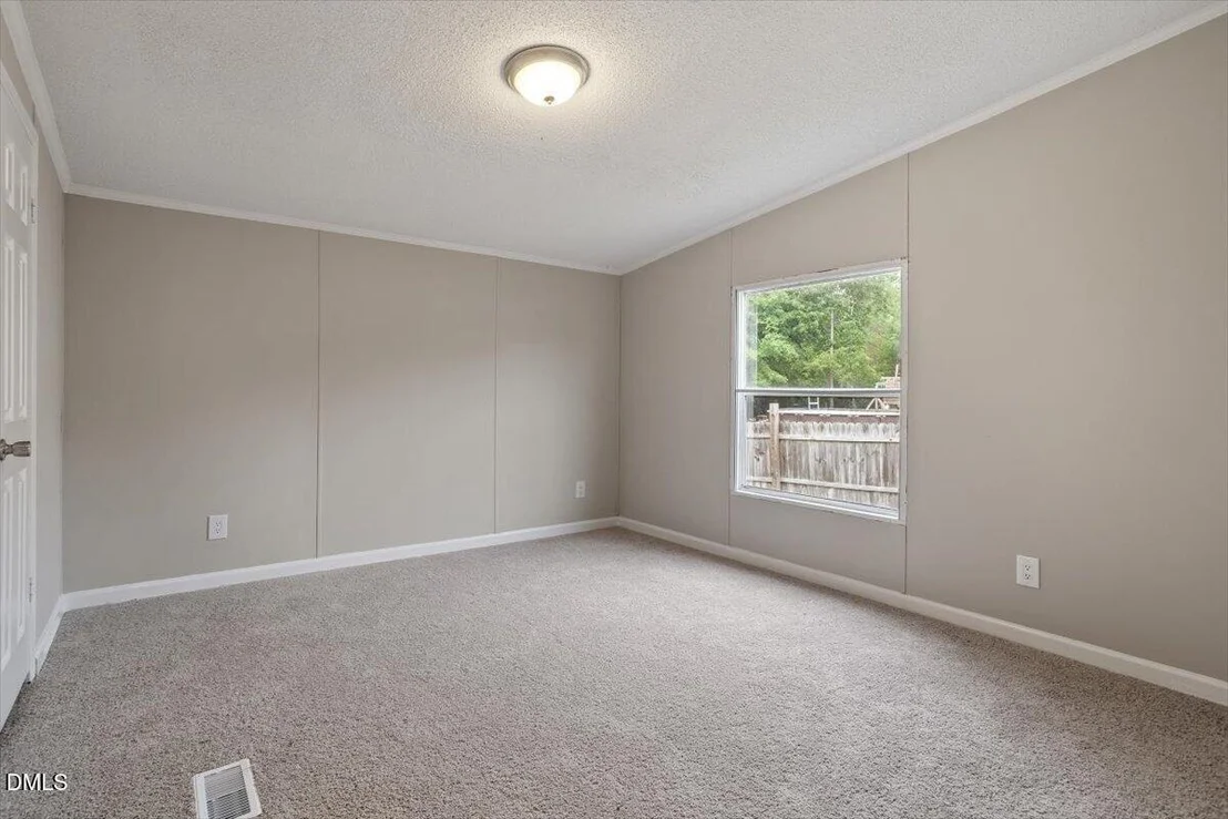 Photo of 1425 Heritage Way