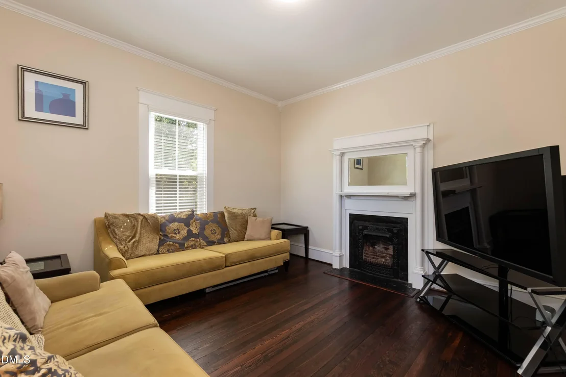 Photo of 1502 Bahama Road